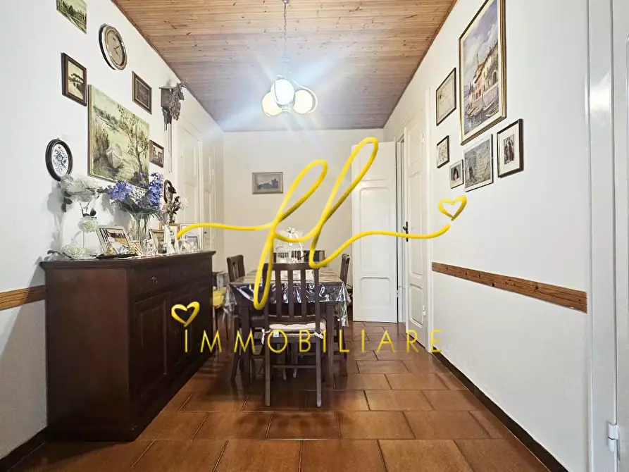 Immagine 4 di Appartamento in vendita  a Rosignano Marittimo