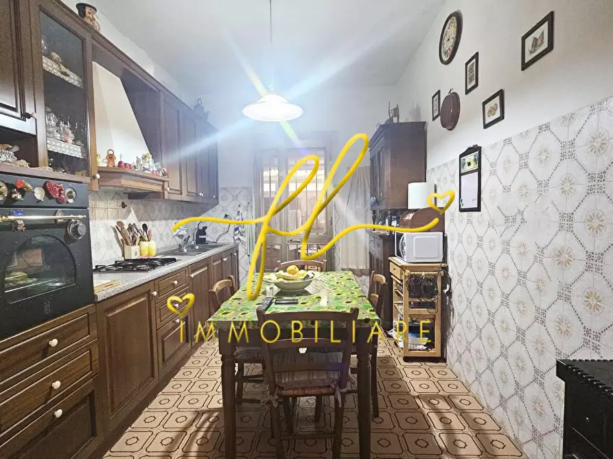 Immagine 2 di Appartamento in vendita  a Rosignano Marittimo