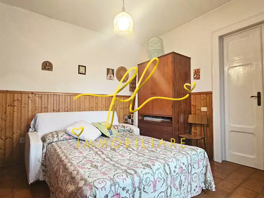 Immagine 12 di Appartamento in vendita  a Rosignano Marittimo