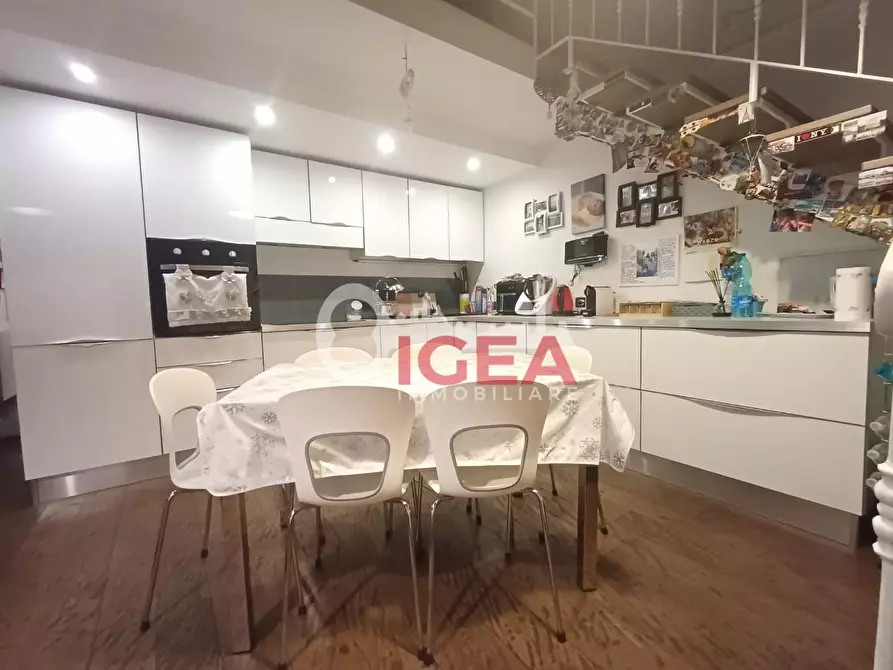 Immagine 2 di Appartamento in vendita  a Poggibonsi