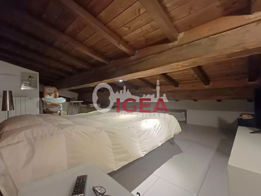 Immagine 21 di Appartamento in vendita  a Poggibonsi