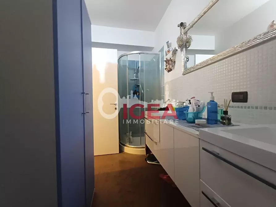 Immagine 17 di Appartamento in vendita  a Poggibonsi