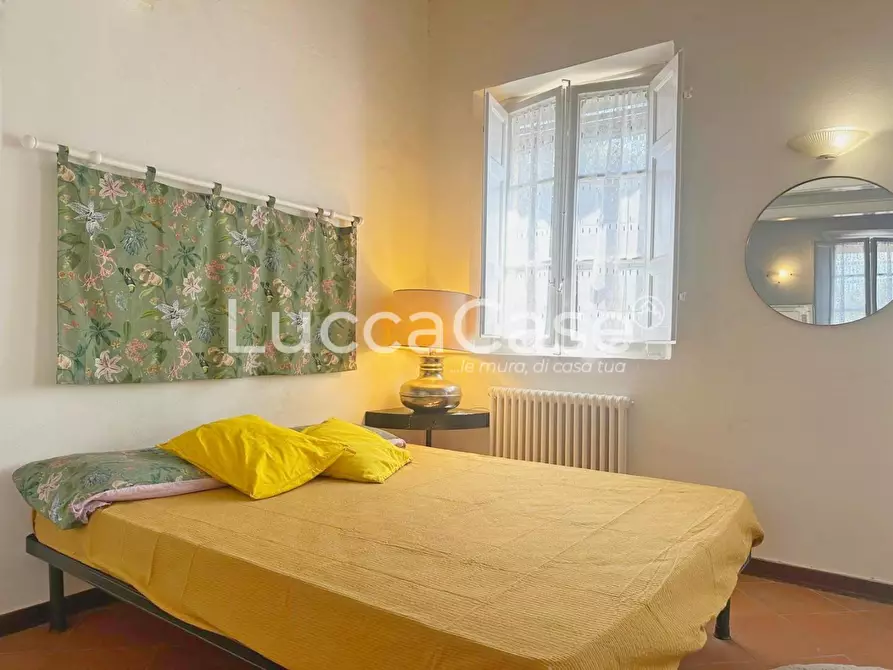Immagine 8 di Appartamento in vendita  a Lucca