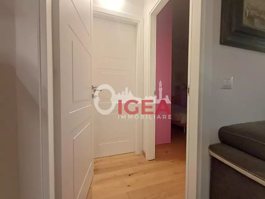 Immagine 22 di Appartamento in vendita  a Siena