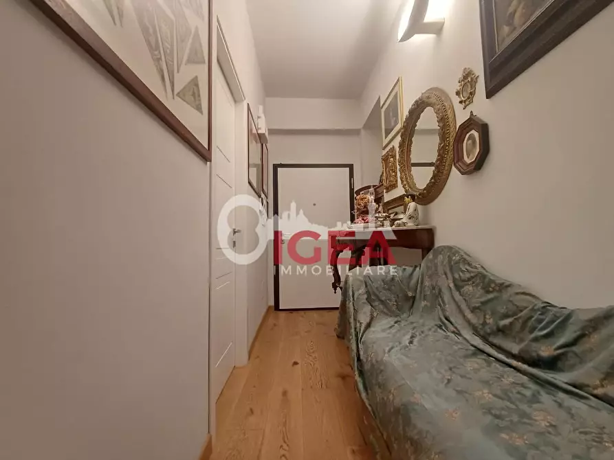 Immagine 2 di Appartamento in vendita  a Siena