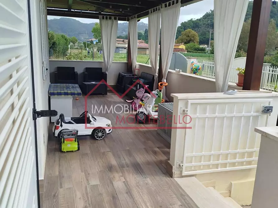 Immagine 4 di Villetta a schiera in vendita  a Massarosa