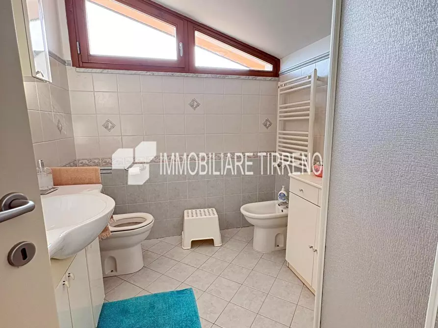 Immagine 23 di Appartamento in vendita  a Massa