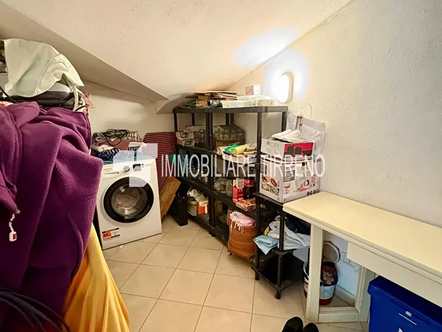 Immagine 24 di Appartamento in vendita  a Massa