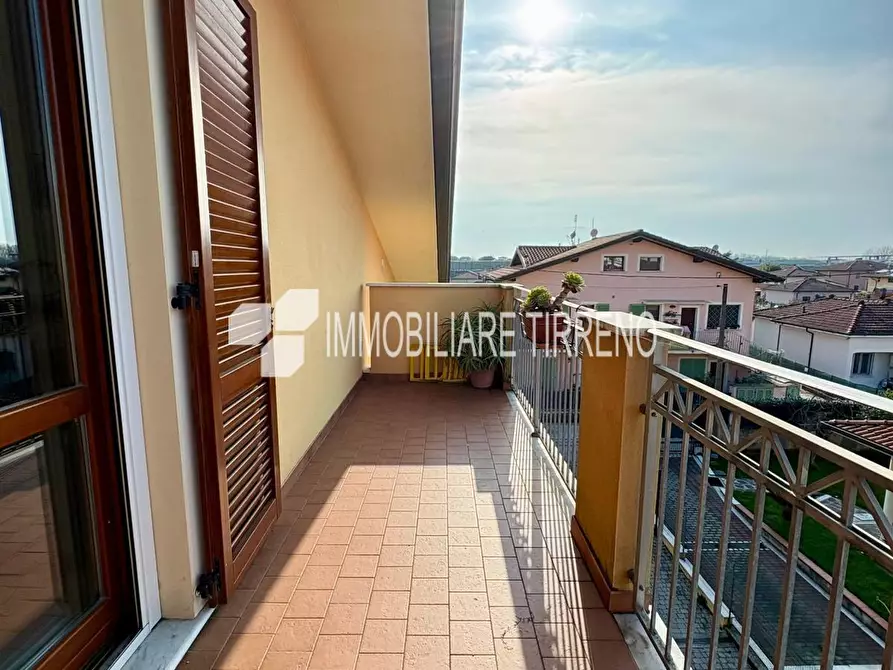 Immagine 26 di Appartamento in vendita  a Massa