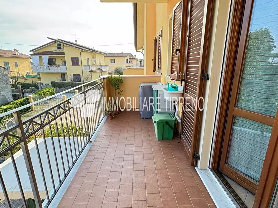 Immagine 8 di Appartamento in vendita  a Massa