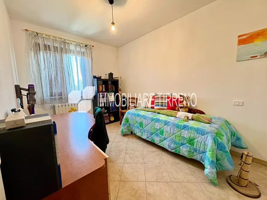 Immagine 12 di Appartamento in vendita  a Massa