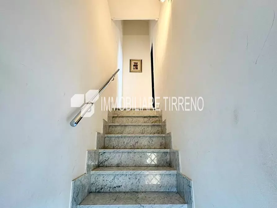 Immagine 16 di Appartamento in vendita  a Massa