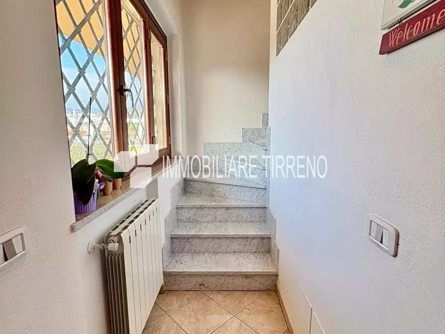 Immagine 15 di Appartamento in vendita  a Massa