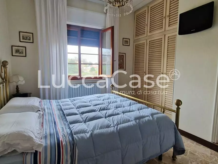 Immagine 54 di Casa indipendente in vendita  a Lucca