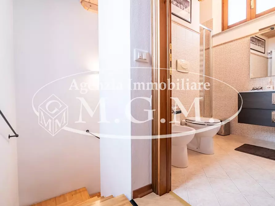 Immagine 47 di Terratetto in vendita  a Cascina