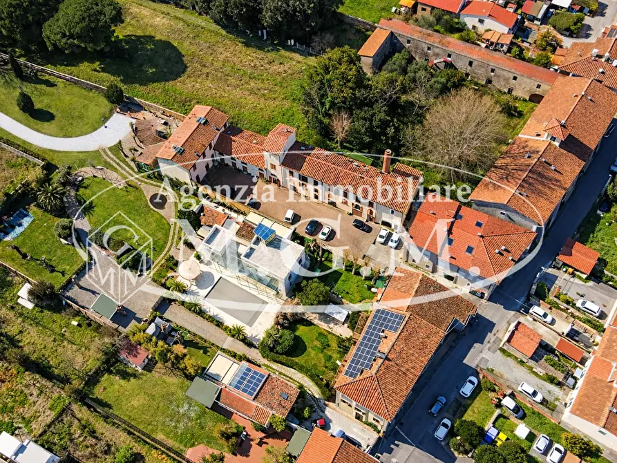 Immagine 74 di Terratetto in vendita  a Cascina