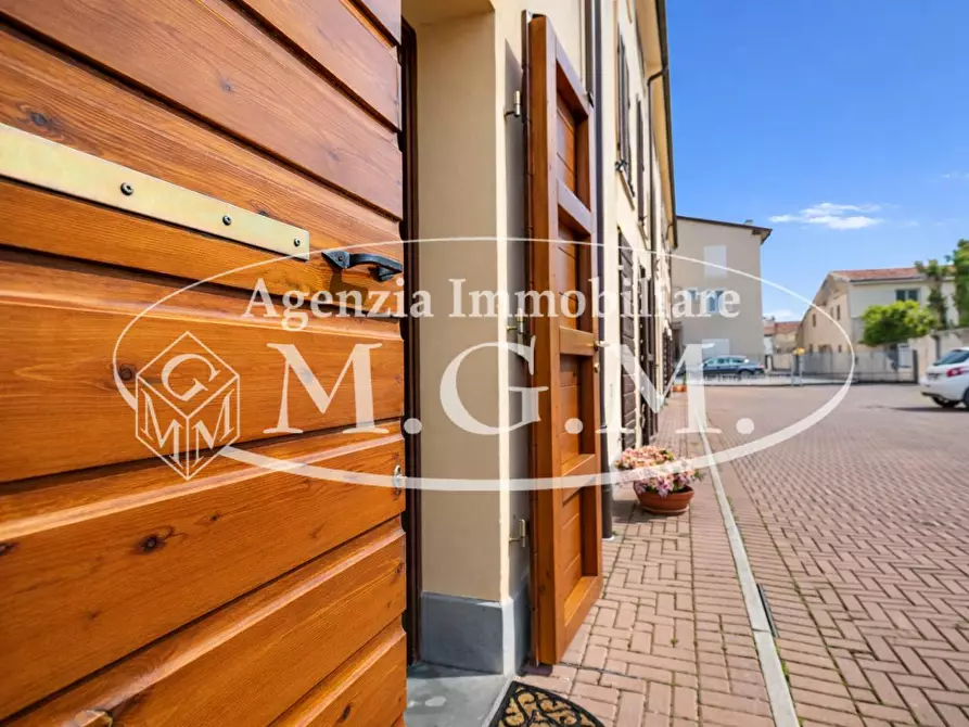 Immagine 6 di Terratetto in vendita  a Cascina