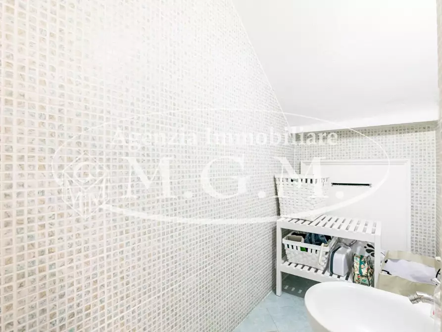 Immagine 22 di Terratetto in vendita  a Cascina