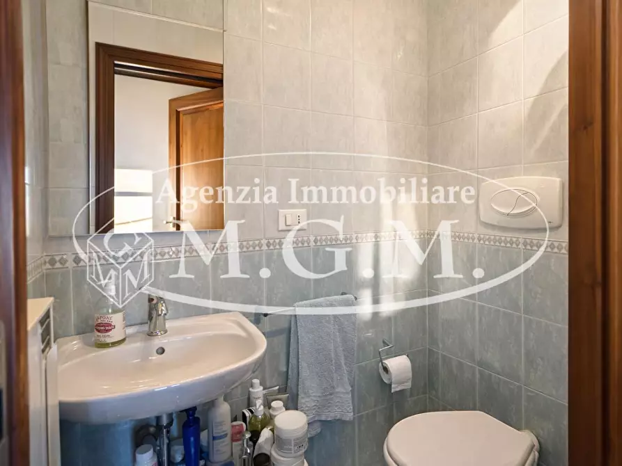 Immagine 42 di Terratetto in vendita  a Cascina