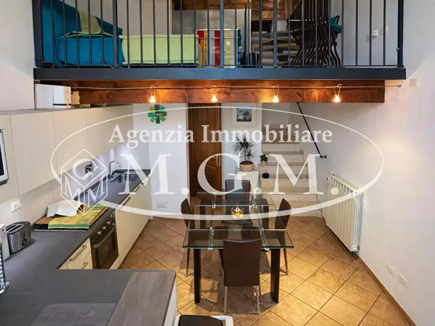 Immagine 15 di Terratetto in vendita  a Cascina