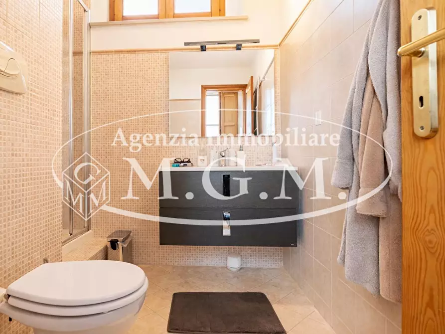 Immagine 46 di Terratetto in vendita  a Cascina