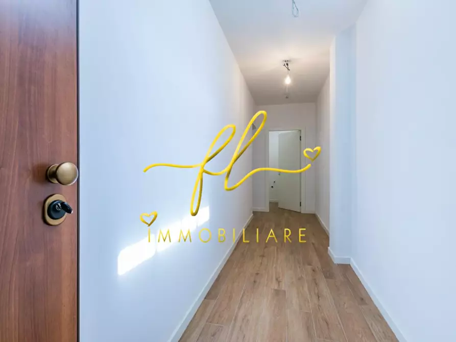 Immagine 21 di Appartamento in vendita  a Livorno