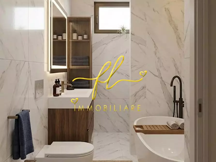 Immagine 9 di Appartamento in vendita  a Livorno