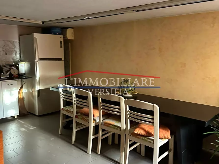 Immagine 24 di Villa in vendita  a Massa