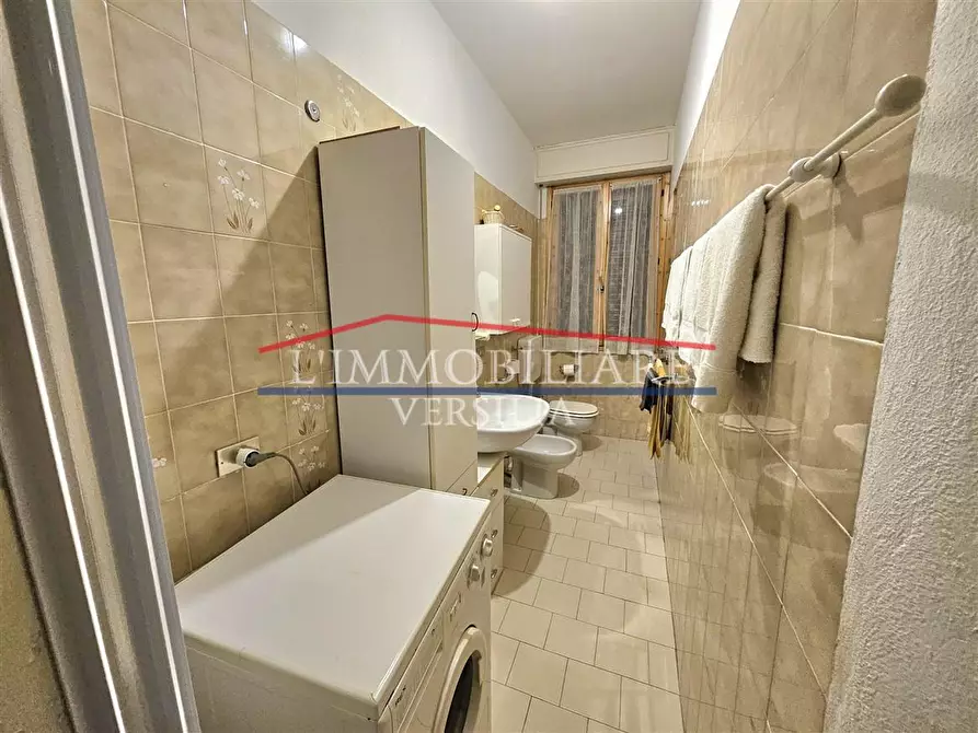 Immagine 10 di Appartamento in vendita  a Massa