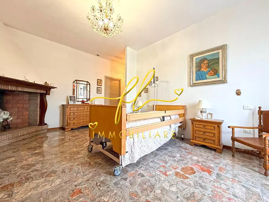 Immagine 33 di Appartamento in vendita  a Cecina