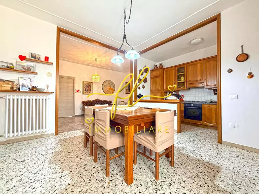 Immagine 24 di Appartamento in vendita  a Cecina