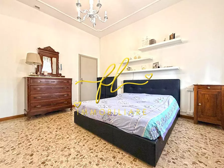 Immagine 11 di Appartamento in vendita  a Cecina