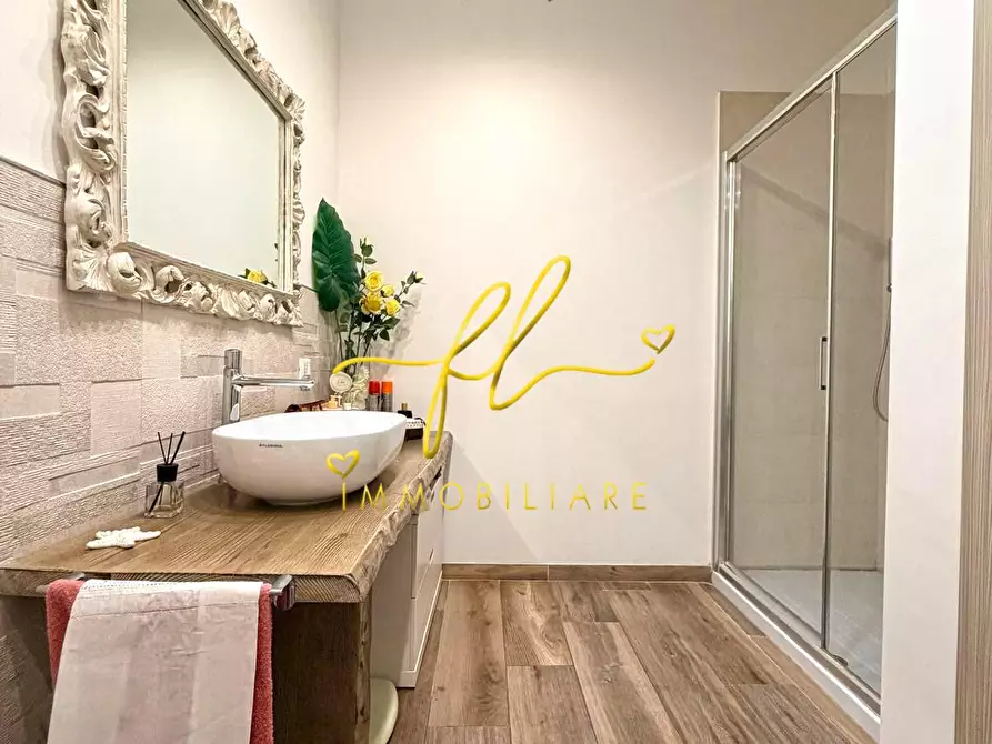 Immagine 15 di Appartamento in vendita  a Cecina