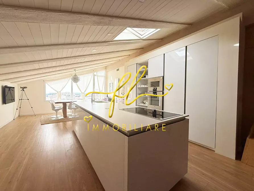 Immagine 4 di Mansarda in vendita  a Cecina