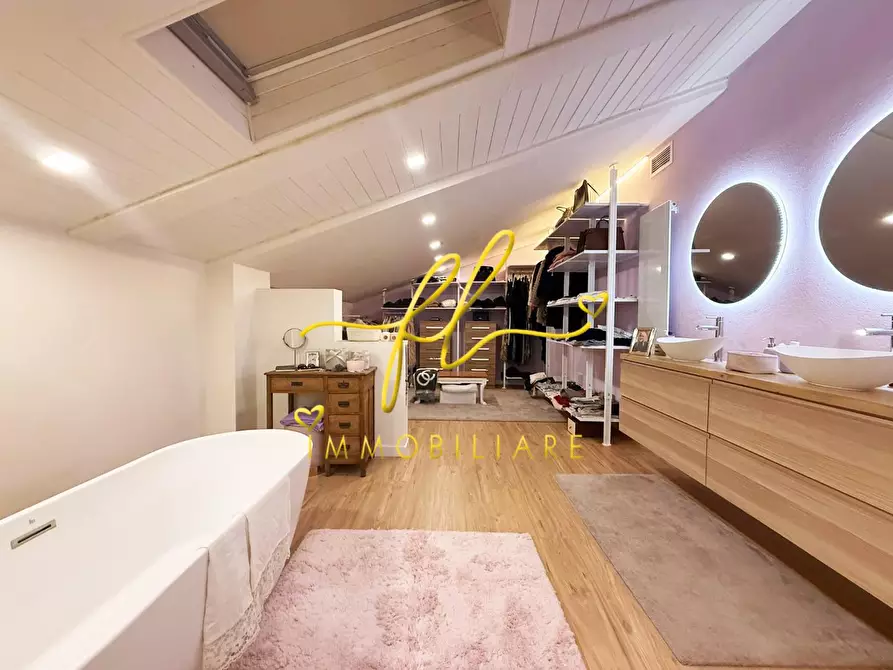 Immagine 17 di Mansarda in vendita  a Cecina