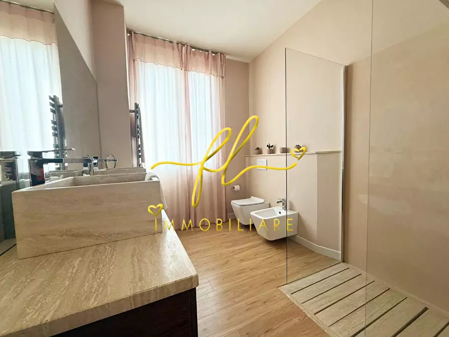 Immagine 23 di Mansarda in vendita  a Cecina