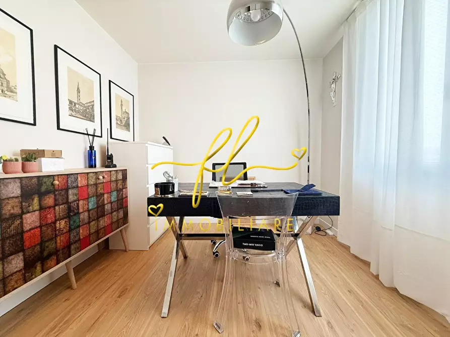 Immagine 12 di Mansarda in vendita  a Cecina