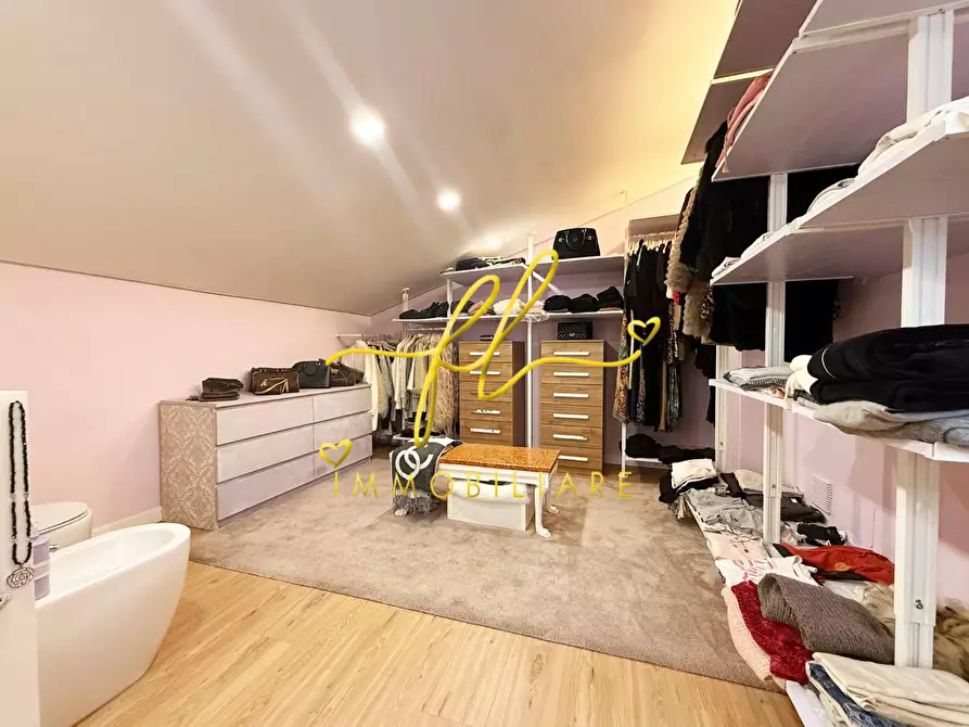 Immagine 19 di Mansarda in vendita  a Cecina