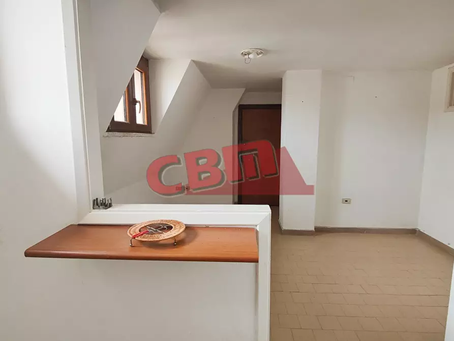 Immagine 1 di Ufficio in affitto  a Livorno