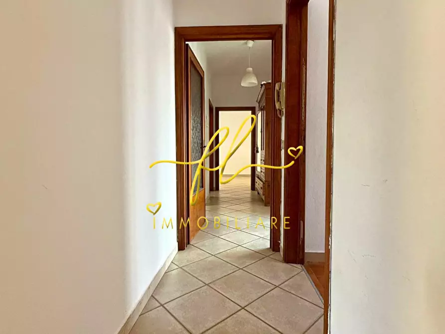 Immagine 16 di Appartamento in vendita  a Cecina