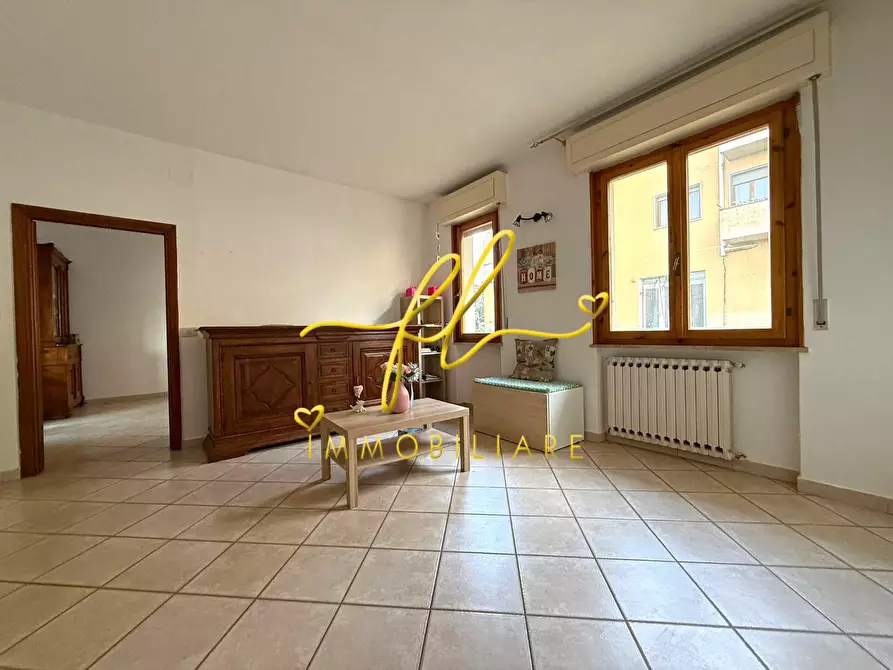 Immagine 5 di Appartamento in vendita  a Cecina