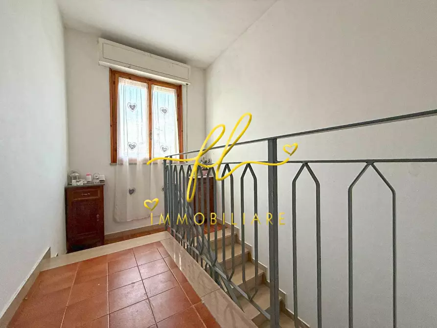 Immagine 25 di Appartamento in vendita  a Cecina