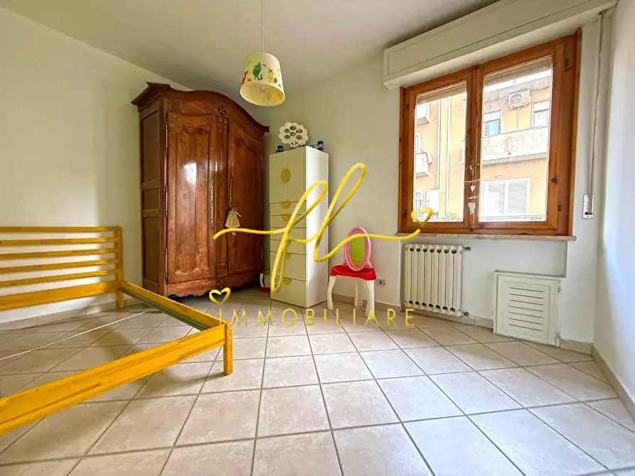 Immagine 17 di Appartamento in vendita  a Cecina