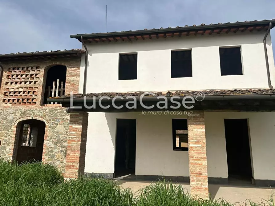 Immagine 15 di Casa indipendente in vendita  a Capannori