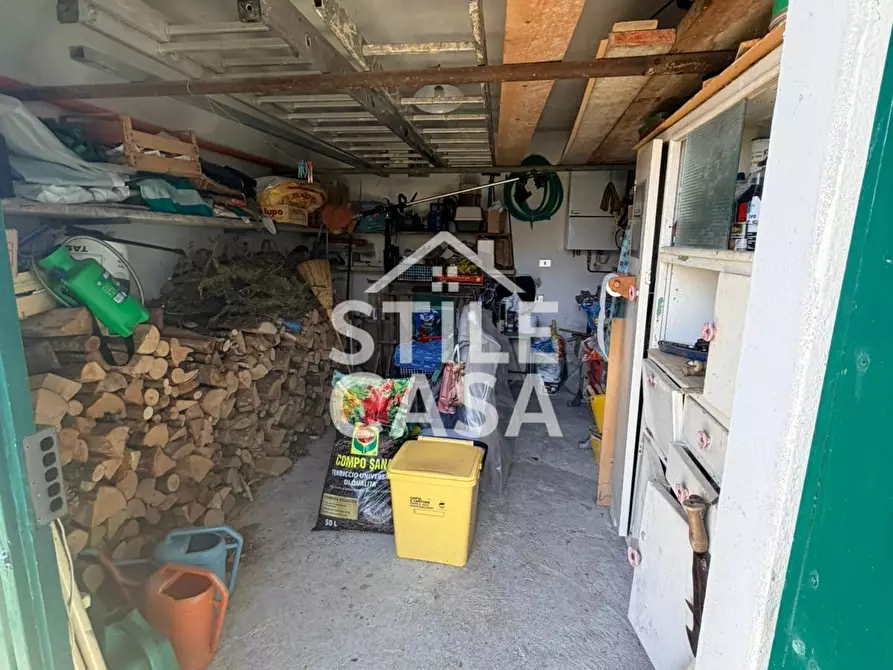 Immagine 30 di Casa indipendente in vendita  a Pistoia