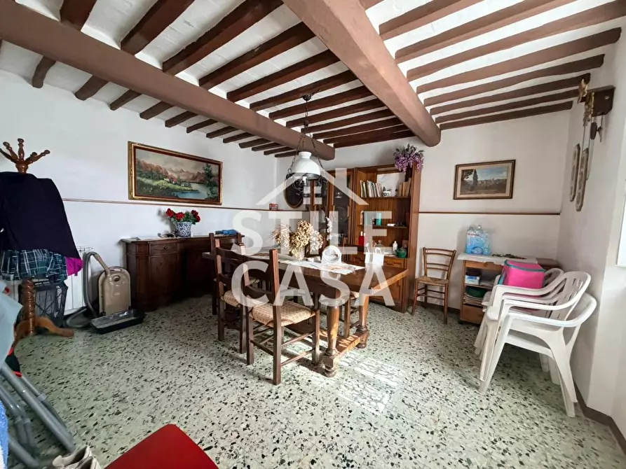 Immagine 10 di Casa indipendente in vendita  a Pistoia