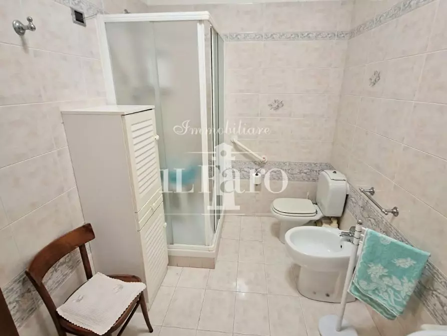 Immagine 25 di Appartamento in vendita  a Campi Bisenzio