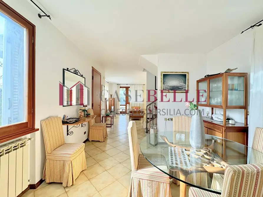 Immagine 10 di Casa indipendente in affitto  a Camaiore