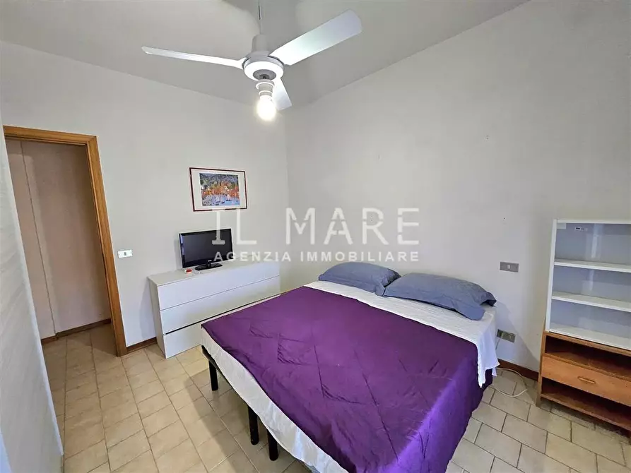 Immagine 13 di Appartamento in vendita  a Massa