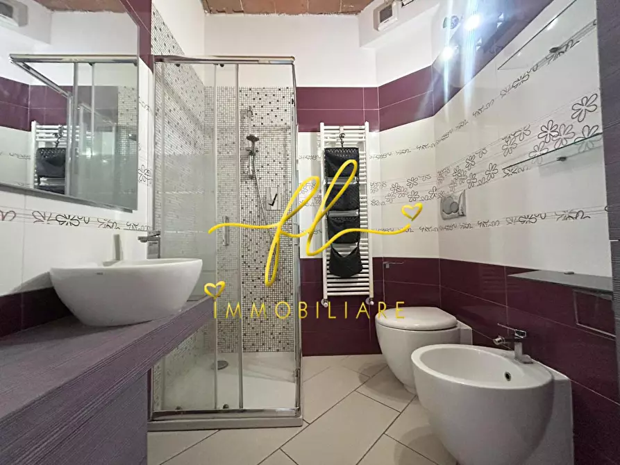 Immagine 10 di Appartamento in vendita  a Cecina